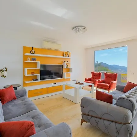 5 Bedroom - 2 Minutes Drive To Καλκάν