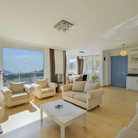 5 Bedroom - 1092 Villa *