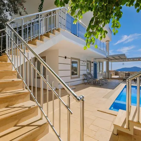 5 Bedroom - 1092 Kalkan