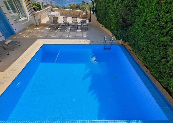Вилла 5 Bedroom - 2 Minutes Drive To